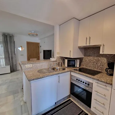 شقة Centrally Located Penthouse With A Pool And Close To Everything A103